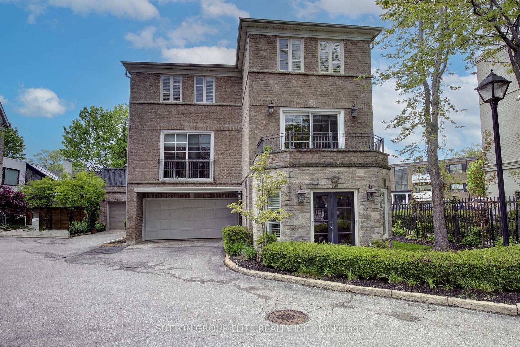 Photo 3 at 16 Nautical Lane, Mimico, Toronto Photo 3 at 16 Nautical Lane, Mimico, Toronto