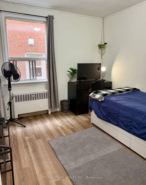 Photo 4 at 708 Weston Road, Smythe, Toronto
