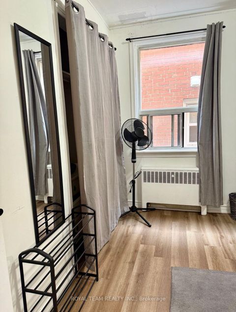 Photo 11 at 708 Weston Road, Smythe, Toronto