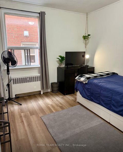 Photo 12 at 708 Weston Road, Smythe, Toronto