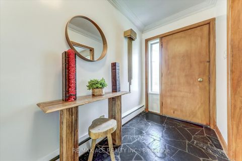 Photo 4 at 77 Perivale Crescent, Bendale, Toronto