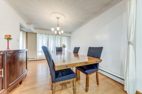 Photo 9 at 77 Perivale Crescent, Bendale, Toronto
