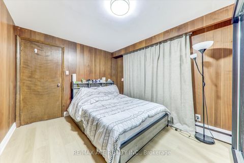 Photo 25 at 77 Perivale Crescent, Bendale, Toronto