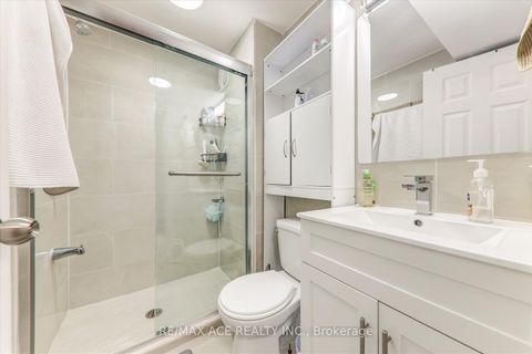 Photo 26 at 77 Perivale Crescent, Bendale, Toronto