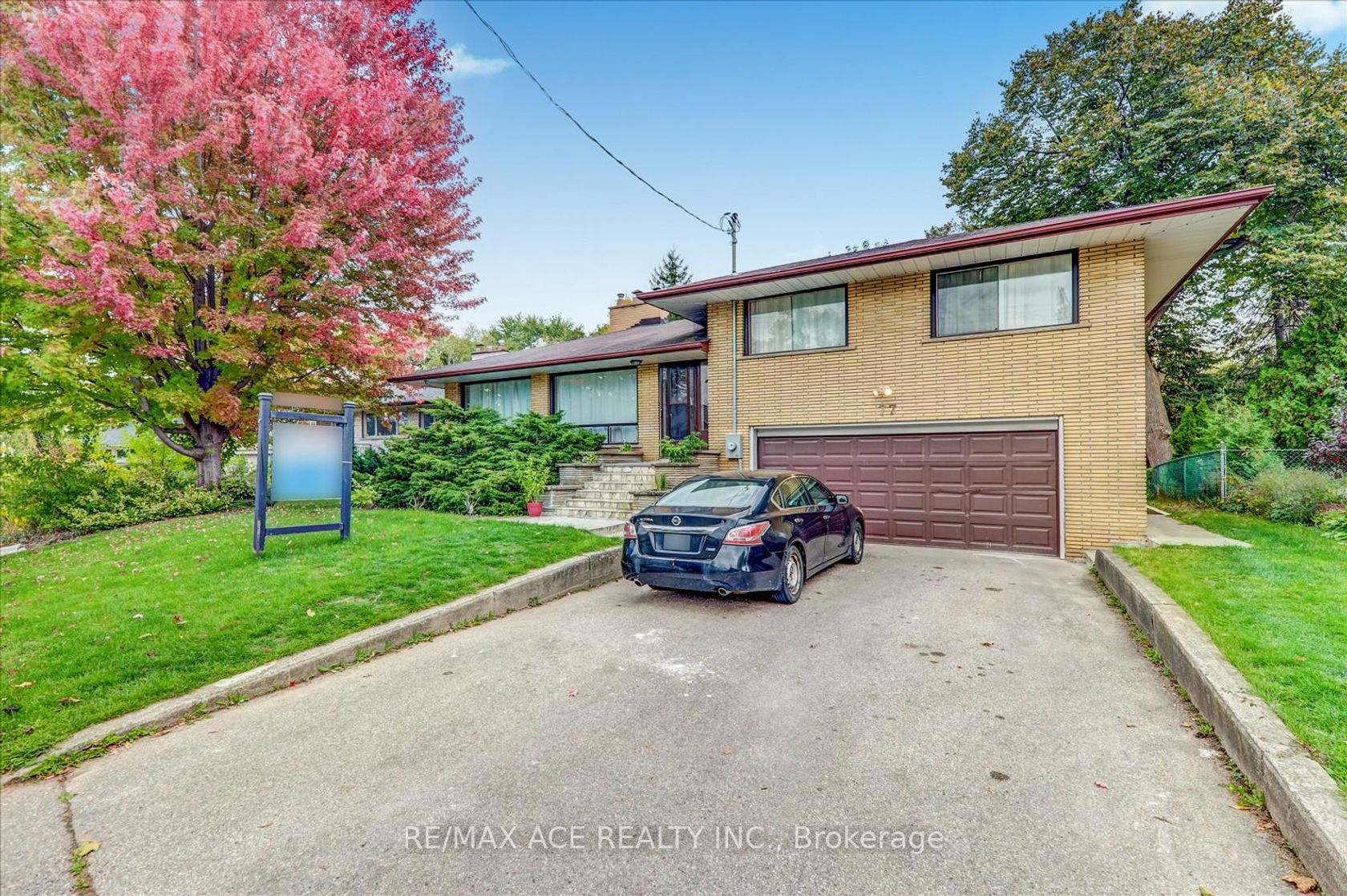 77 Perivale Crescent, Bendale, Toronto 
