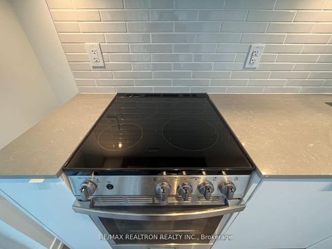 Photo 12 at 602 - 270 Dufferin Street, South Parkdale, Toronto