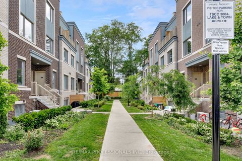 Photo 2 at 98 - 20 William Jackson Way, New Toronto, Toronto