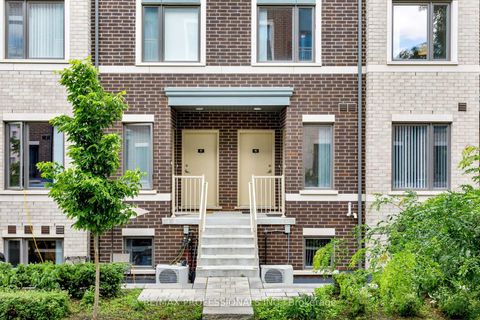 Photo 4 at 98 - 20 William Jackson Way, New Toronto, Toronto