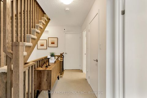 Photo 21 at 98 - 20 William Jackson Way, New Toronto, Toronto