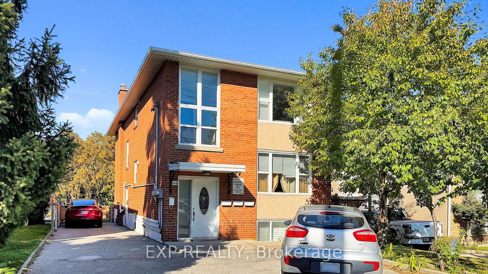 104 Dixon Road N, The Westway, Toronto 