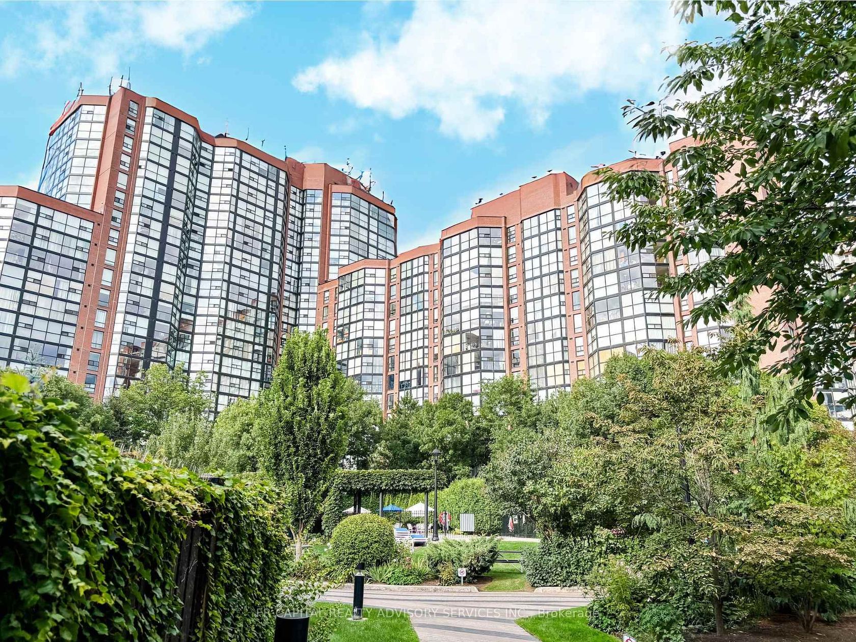 813 - 701 King Street W, Niagara, Toronto  by Loree Meneguzzi Real Estate 813 - 701 King Street W, Niagara, Toronto