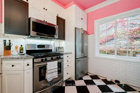 Photo 14 at 314 Scarborough Road, Danforth, Toronto