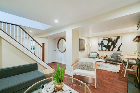 Photo 31 at 314 Scarborough Road, Danforth, Toronto