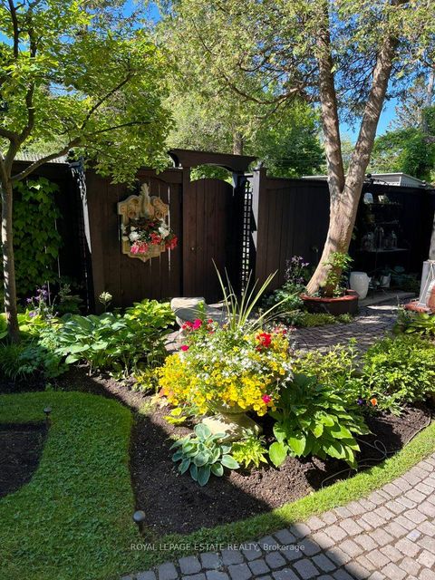 Photo 46 at 314 Scarborough Road, Danforth, Toronto
