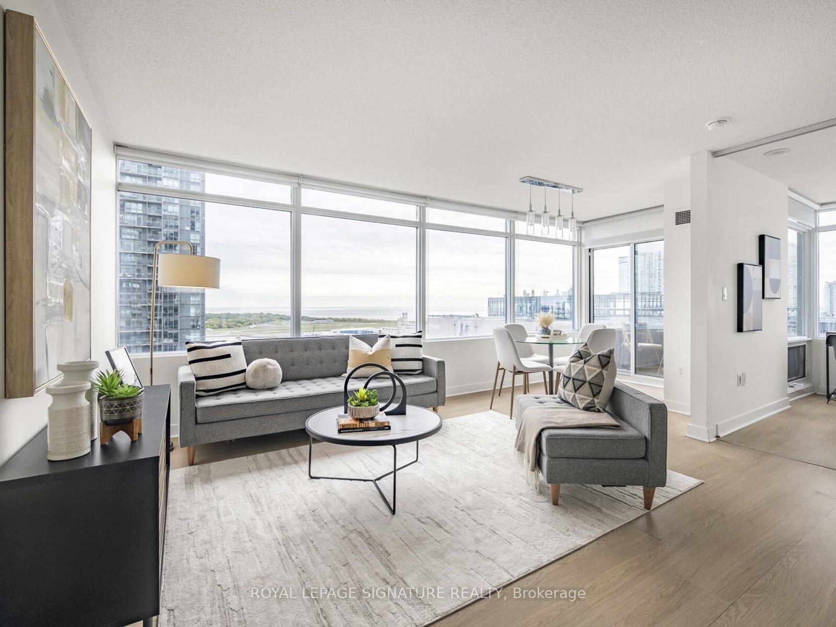2709 - 25 Telegram Mews, Waterfront Communities C1, Toronto 