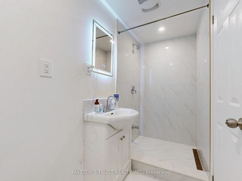 Photo 8 at 5 Jardin Hill Court, Hillcrest Village, Toronto