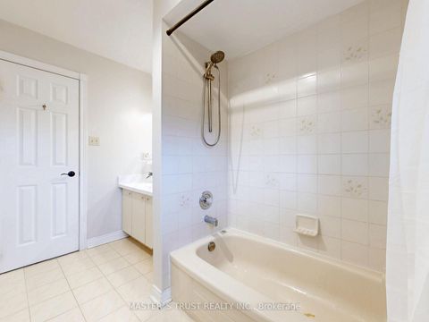 Photo 11 at 5 Jardin Hill Court, Hillcrest Village, Toronto