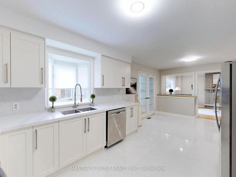 Photo 23 at 5 Jardin Hill Court, Hillcrest Village, Toronto