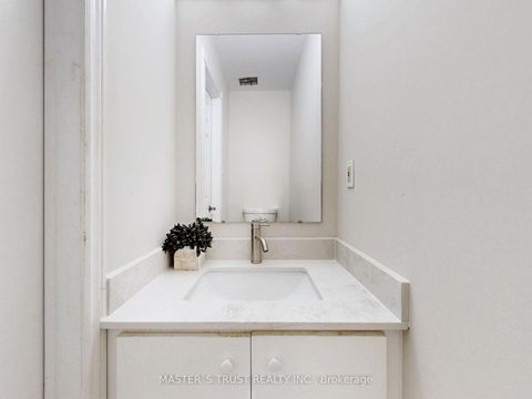 Photo 33 at 5 Jardin Hill Court, Hillcrest Village, Toronto