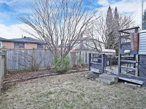 Photo 40 at 5 Jardin Hill Court, Hillcrest Village, Toronto
