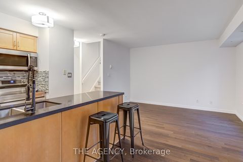 Photo 11 at 1039 - 54 East Liberty Street, Niagara, Toronto
