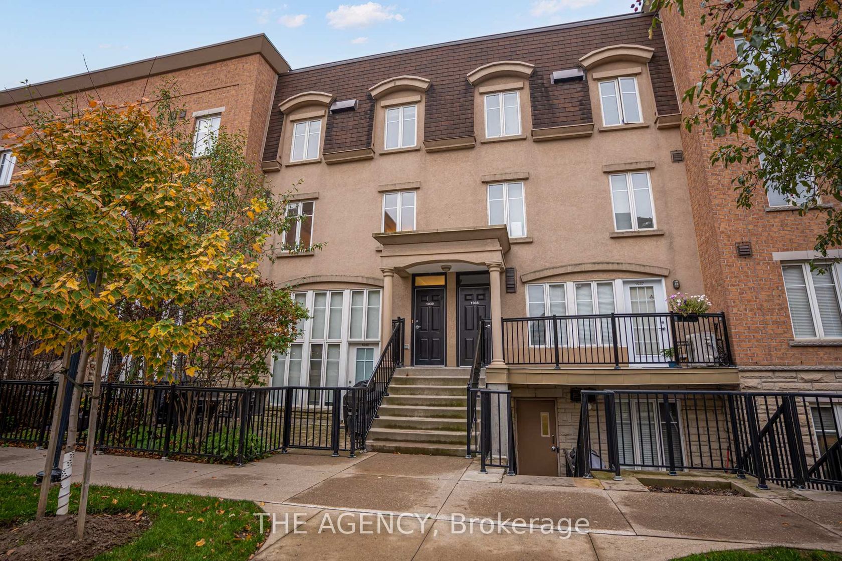 Photo 1 at 1039 - 54 East Liberty Street, Niagara, Toronto Photo 1 at 1039 - 54 East Liberty Street, Niagara, Toronto