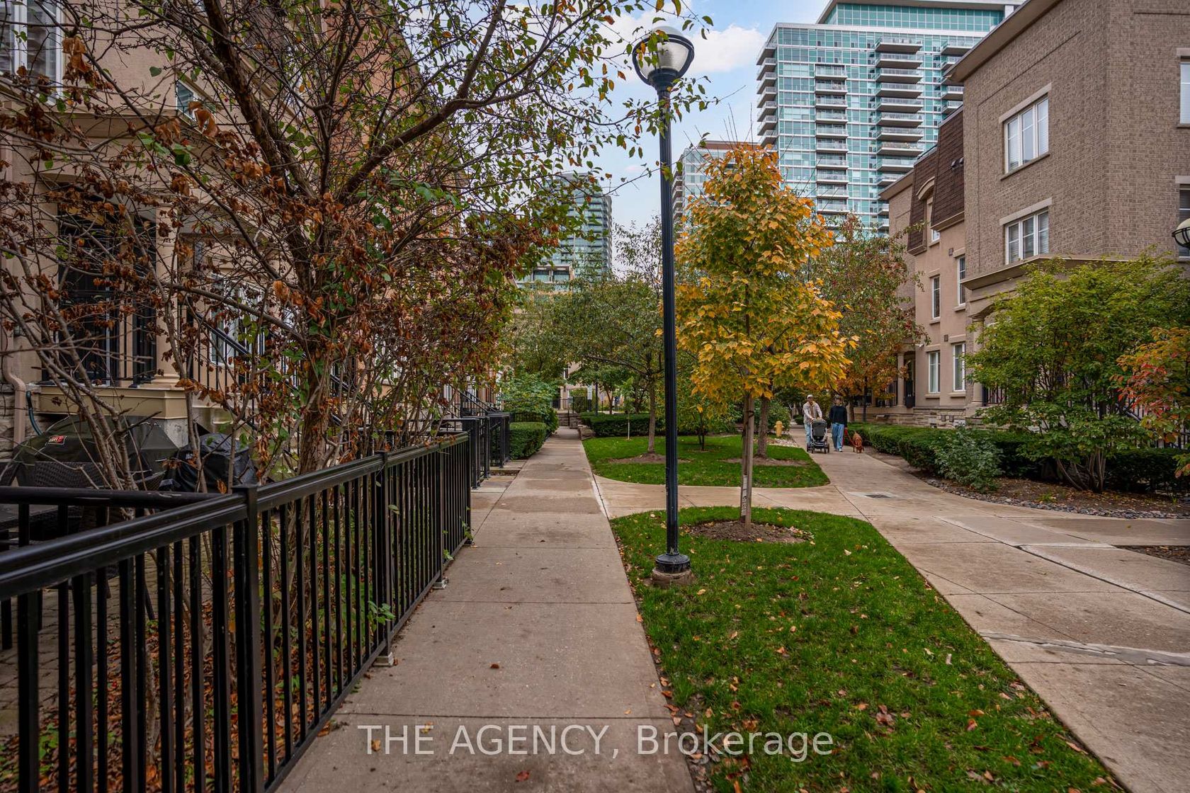 Photo 5 at 1039 - 54 East Liberty Street, Niagara, Toronto Photo 5 at 1039 - 54 East Liberty Street, Niagara, Toronto