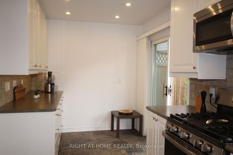 Photo 13 at 832 Boronia Crescent, Leslie Valley, Newmarket