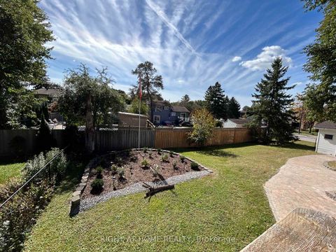 Photo 38 at 832 Boronia Crescent, Leslie Valley, Newmarket Photo 38 at 832 Boronia Crescent, Leslie Valley, Newmarket