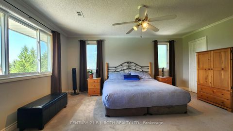 Photo 17 at 1252 Shore Acres Drive, Rural Innisfil, Innisfil