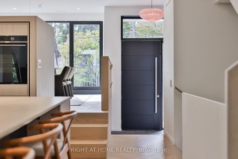 Photo 3 at 22 Duart Park Road, The Beaches, Toronto