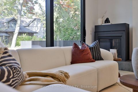 Photo 11 at 22 Duart Park Road, The Beaches, Toronto