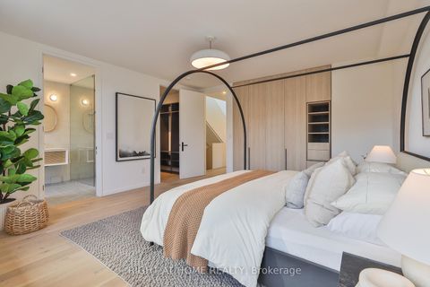 Photo 17 at 22 Duart Park Road, The Beaches, Toronto