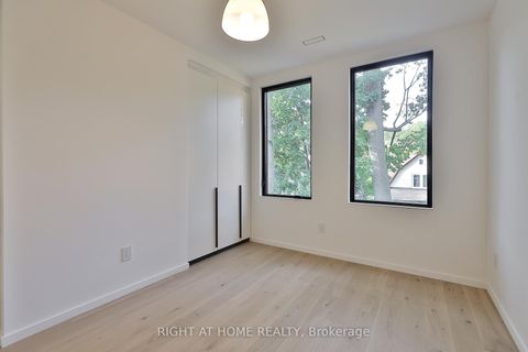 Photo 21 at 22 Duart Park Road, The Beaches, Toronto