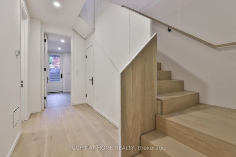 Photo 35 at 22 Duart Park Road, The Beaches, Toronto
