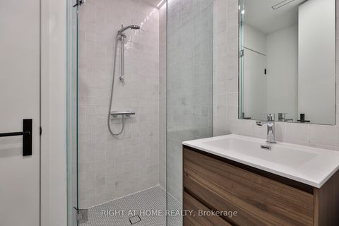 Photo 38 at 22 Duart Park Road, The Beaches, Toronto