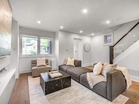 Photo 4 at 629 Duplex Avenue, Lawrence Park South, Toronto
