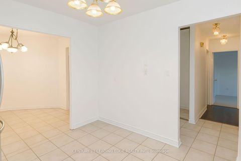 Photo 15 at 112 - 236 Albion Road, Old Rexdale, Toronto