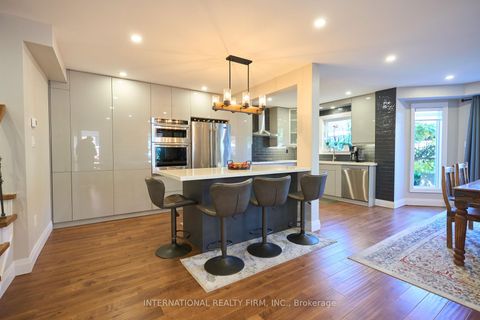 Photo 4 at 1493 Warbler Road, WT West Oak Trails, Oakville