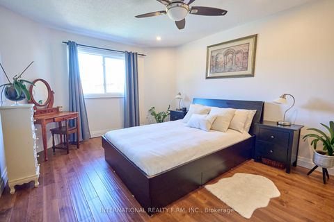 Photo 14 at 1493 Warbler Road, WT West Oak Trails, Oakville