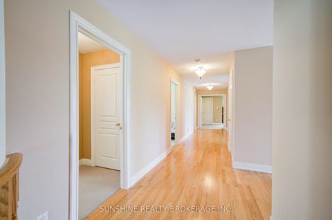 Photo 14 at 19 Aspen Leaf Court, Hills of St Andrew, Aurora