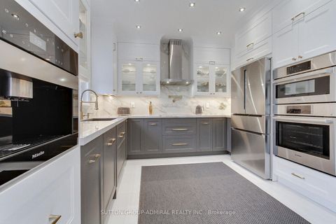 Photo 17 at 8 Aegis Drive, Patterson, Vaughan