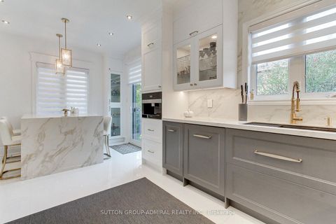 Photo 21 at 8 Aegis Drive, Patterson, Vaughan