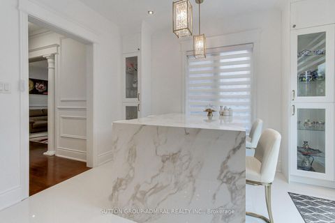 Photo 24 at 8 Aegis Drive, Patterson, Vaughan