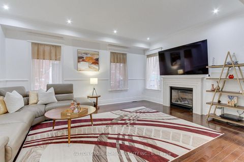 Photo 26 at 8 Aegis Drive, Patterson, Vaughan