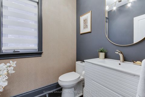 Photo 28 at 8 Aegis Drive, Patterson, Vaughan