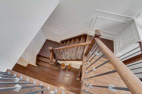 Photo 31 at 8 Aegis Drive, Patterson, Vaughan