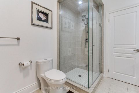 Photo 33 at 8 Aegis Drive, Patterson, Vaughan