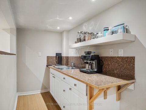 Photo 27 at 192 Chayna Crescent, Patterson, Vaughan
