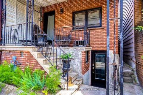 Photo 10 at 139 Christie Street, Annex, Toronto Photo 10 at 139 Christie Street, Annex, Toronto